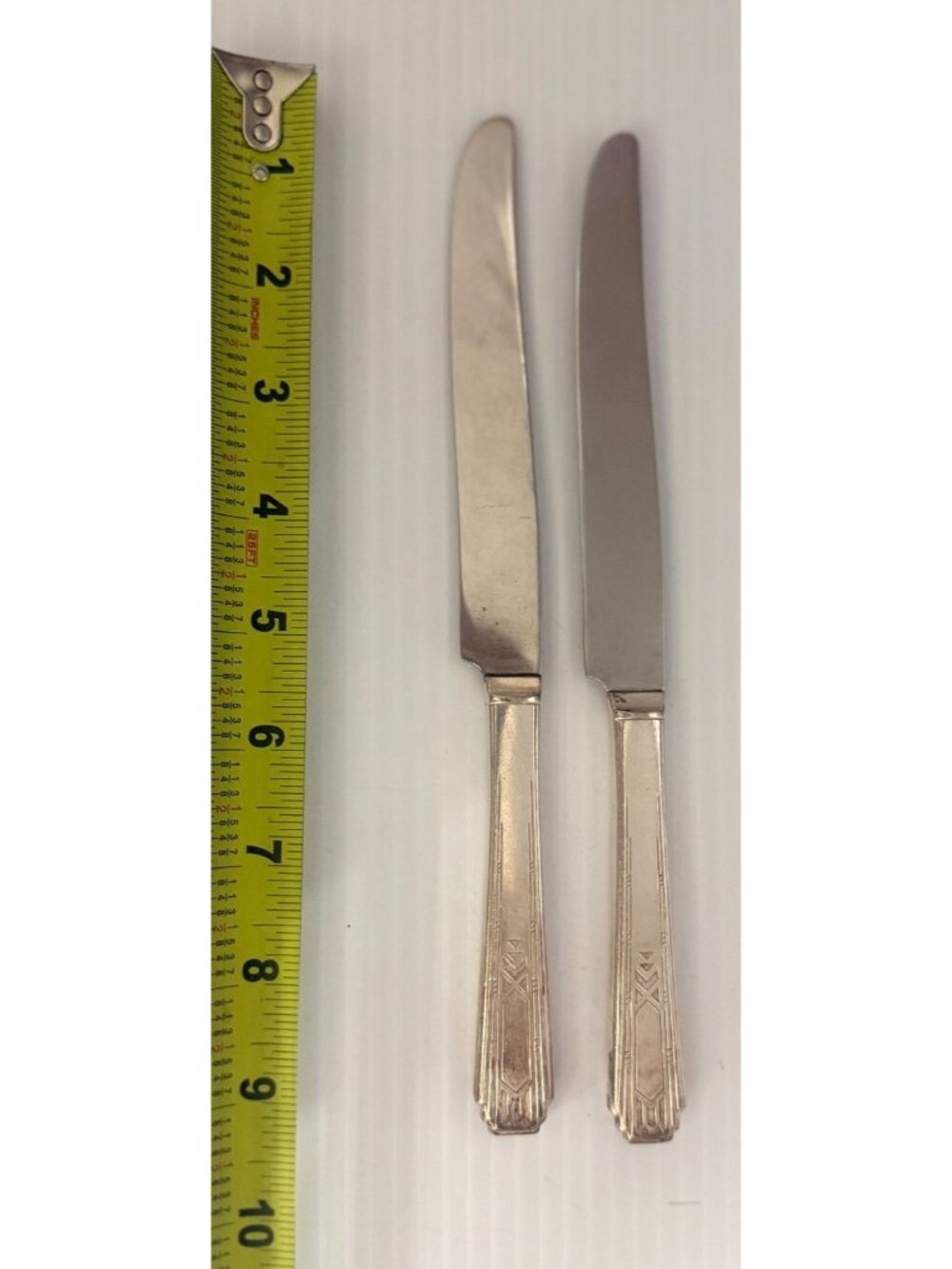 2 Friendship Medality Oneida  Tudor plate Hollow handle dinner knife 1932 9 3/8"